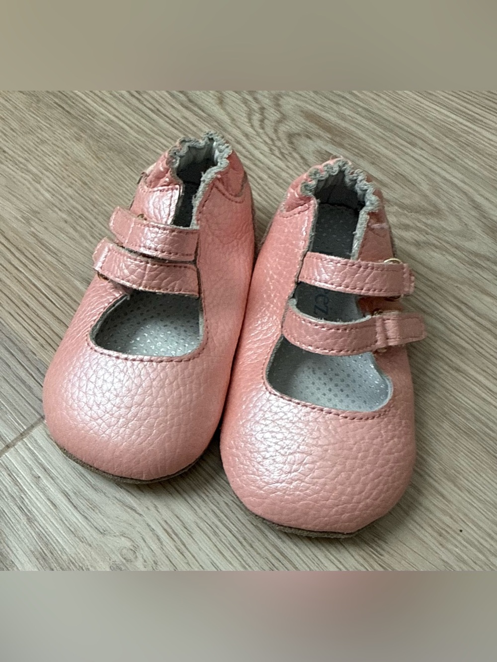Girl’s Robeez Bundle - Picture 3 of 7